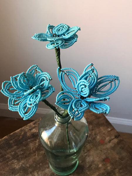 Beaded flowers (baby blue 3)